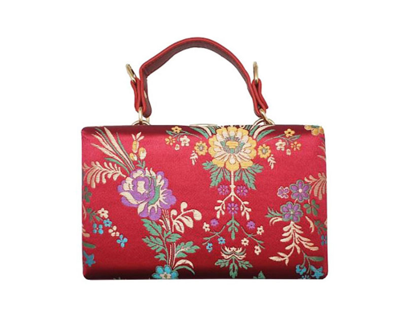 Pochette Rouge Brodée de Fleurs