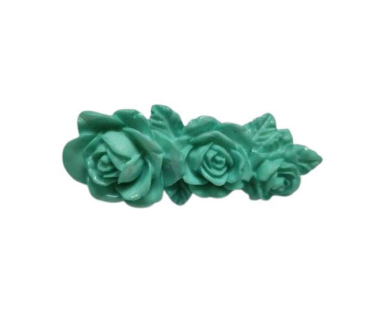 Broche en Résine avec Trois Roses. Vert d'eau