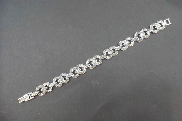 Bracelet en argent et marcasssites avec maillons en forme de huit