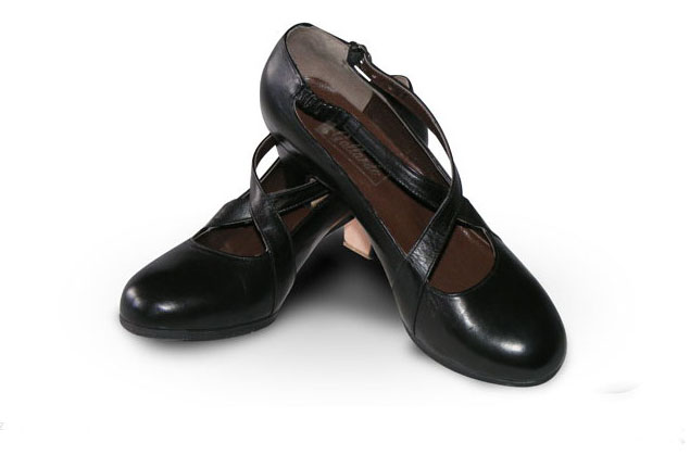 Chaussures de danse Gallado. Croisé. Z011